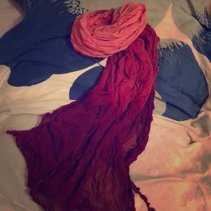 Pink and red ombré scarf with flower fringes